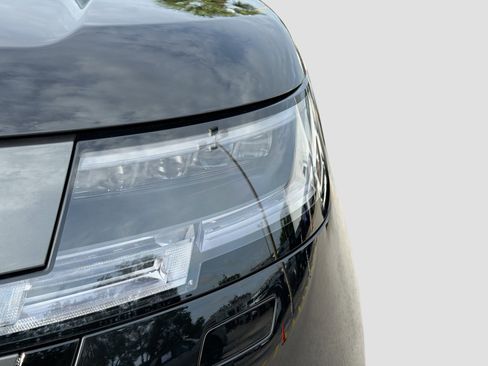 New 2026 Land Rover Range Rover SE AWD/4WD image 9