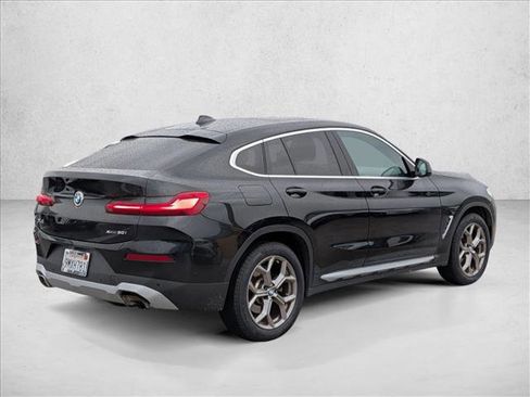 Used 2022 BMW X4 xDrive30i w/ Parking Assistance Package image 5