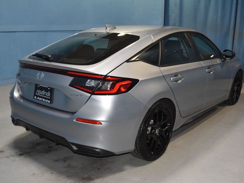 Used 2023 Honda Civic Sport image 28