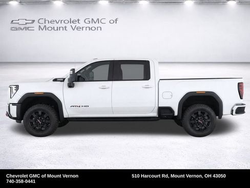 Used 2025 GMC Sierra 2500 AT4 w/ Technology Package AWD/4WD image 41