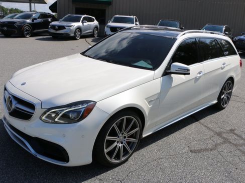 Used 2014 Mercedes-Benz E 63 AMG S-Model image 1