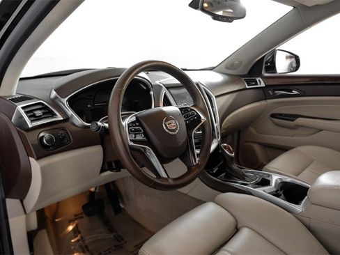 Used 2016 Cadillac SRX Luxury w/ Driver Awareness Package image 2