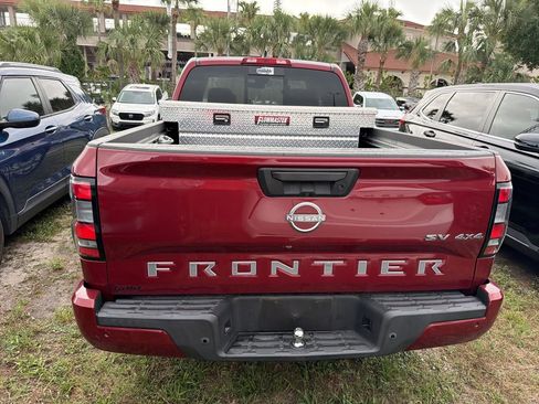 Used 2023 Nissan Frontier SV w/ SV Convenience Package AWD/4WD image 7