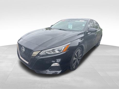 Used 2020 Nissan Altima 2.5 SR w/ Premium Package AWD/4WD image 3