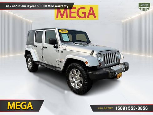 Used 2008 Jeep Wrangler Unlimited Sahara AWD/4WD image 3