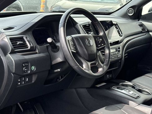 Certified 2023 Honda Passport TrailSport image 10