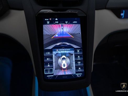 Used 2025 Lamborghini Revuelto image 60