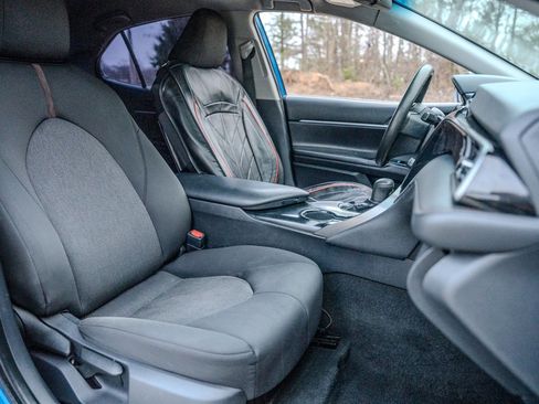 Used 2019 Toyota Camry LE image 31