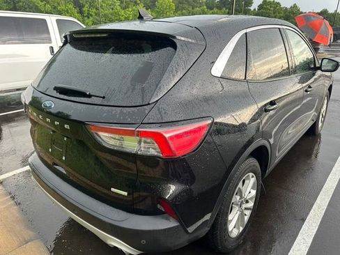 Used 2020 Ford Escape SE FWD image 8