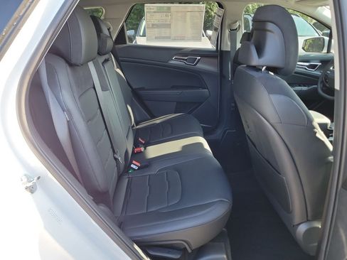 New 2026 Kia Sportage SX FWD image 12