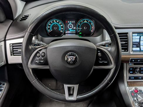 Used 2014 Jaguar XF 3.0 image 29