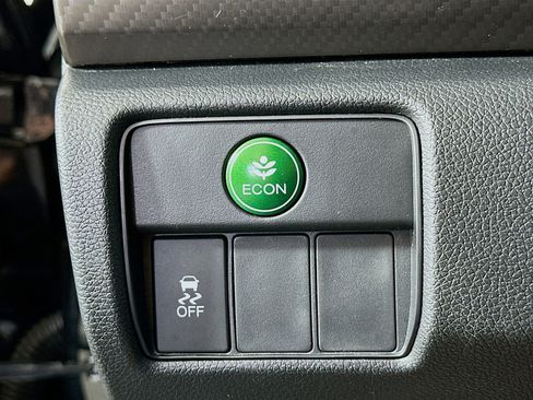 Used 2016 Honda Accord Sport image 16