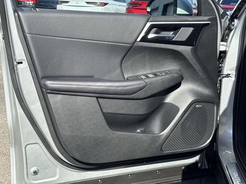 New 2026 Mitsubishi Outlander SE FWD image 18