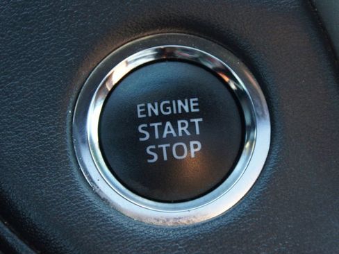 Used 2021 Toyota Land Cruiser image 10