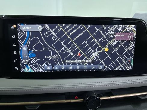 Used 2023 Nissan Ariya FWD image 23