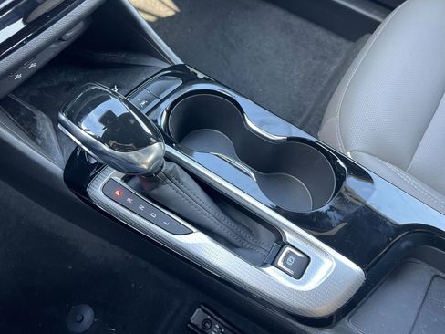 Used 2025 Buick Envista Avenir image 8