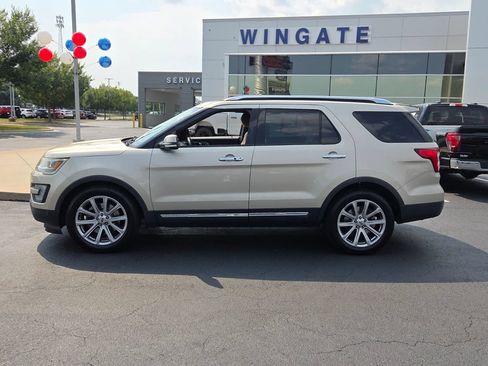 Used 2017 Ford Explorer Limited FWD image 2