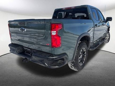 Used 2025 Chevrolet Silverado 1500 ZR2 image 13