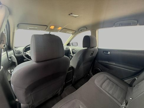 Used 2015 Nissan Rogue S w/ Convenience Package image 25