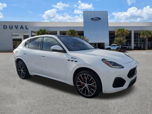 Used 2023 Maserati Grecale Modena AWD/4WD image 2