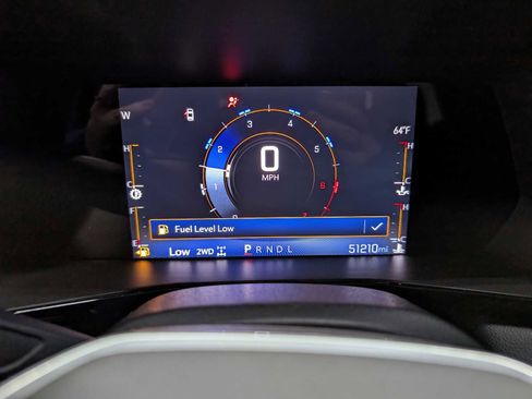 Used 2023 Chevrolet Colorado LT w/ LT Convenience Package AWD/4WD image 22
