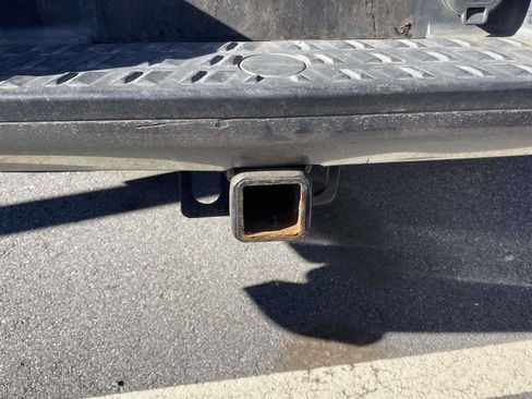 Used 2020 Nissan Titan Platinum Reserve w/ Moonroof Package image 11