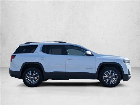 Used 2023 GMC Acadia SLT image 4
