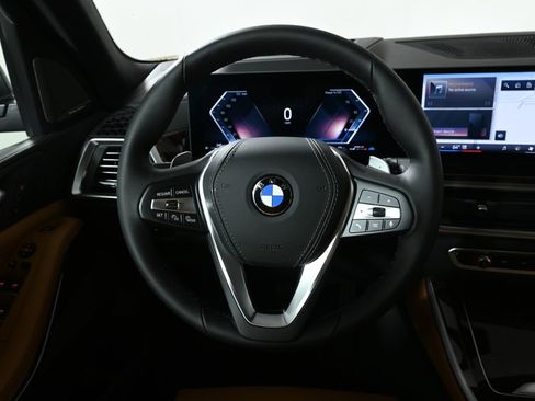 New 2026 BMW X5 xDrive40i w/ Premium Package AWD/4WD image 18