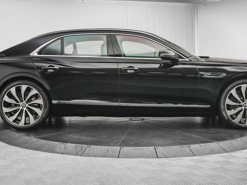 New 2026 Bentley Flying Spur Plug-In Hybrid AWD/4WD image 5
