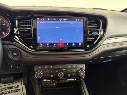 Used 2024 Dodge Durango GT RWD image 26
