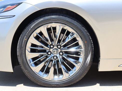 Used 2018 Lexus LS 500 image 71