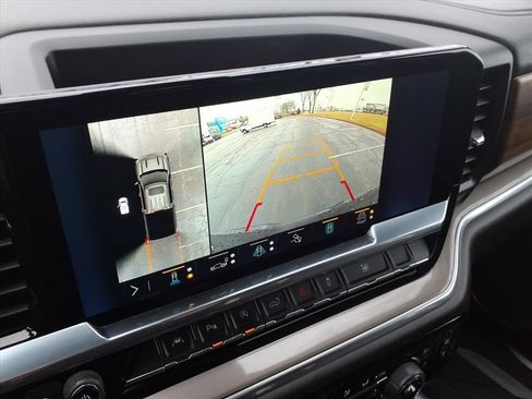 Certified 2022 Chevrolet Silverado 1500 High Country w/ High Country Premium Package image 10