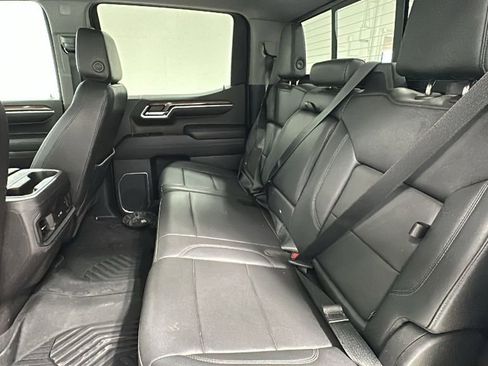 Used 2022 Chevrolet Silverado 1500 LT Trail Boss w/ LT Trail Boss Premium Package image 14