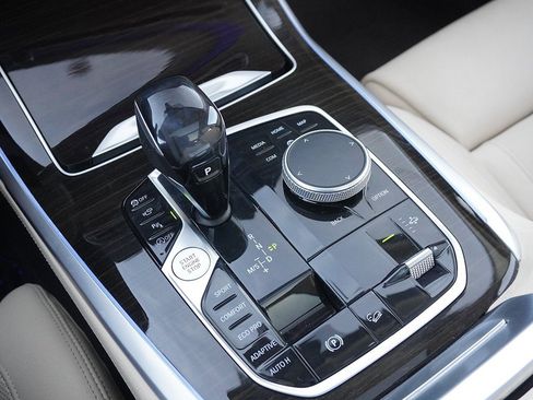 Used 2019 BMW X7 xDrive40i w/ Luxury Seating Package image 77