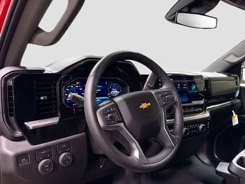 New 2026 Chevrolet Silverado 1500 LT AWD/4WD image 12