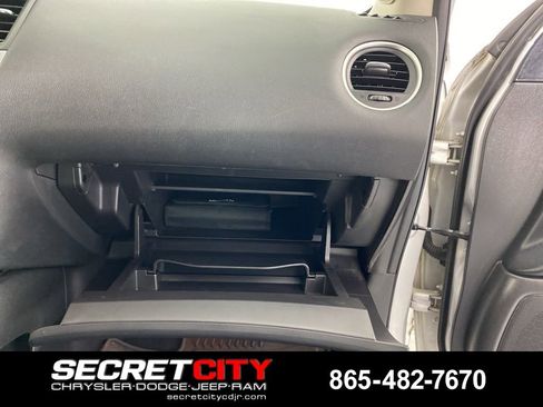 Used 2017 Nissan Pathfinder SL w/ SL Tech Package FWD image 32