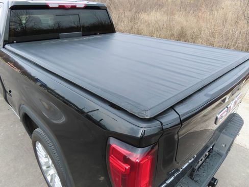 Certified 2022 GMC Sierra 1500 Denali w/ Denali Reserve Package AWD/4WD image 17