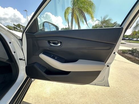 Certified 2023 Honda Accord EX image 30