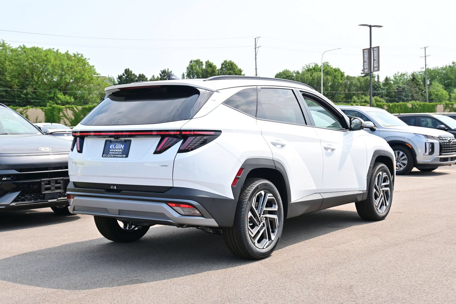 Used 2025 Hyundai Tucson Limited AWD/4WD image 5