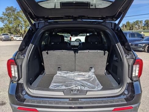 New 2026 Ford Explorer ST w/ Sun And Sound Package image 12