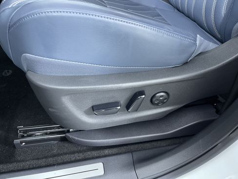 Certified 2024 Nissan Ariya AWD image 13