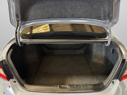 Used 2021 Honda Accord Touring image 39