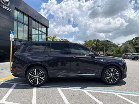 Used 2024 Cadillac XT6 Sport w/ Platinum Package AWD/4WD image 5