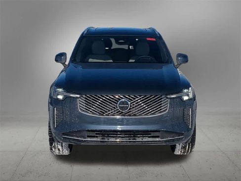 New 2026 Volvo XC90 B6 Plus w/ Protection Package Premier image 9