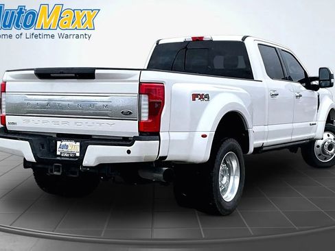 Used 2017 Ford F450 Platinum w/ Platinum Ultimate Package AWD/4WD image 9
