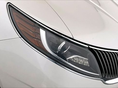 Used 2014 Lincoln MKS AWD w/ Equipment Group 101A image 27