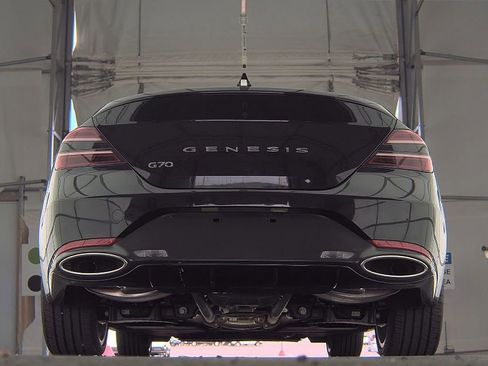 Used 2026 Genesis G70 2.5T RWD image 9