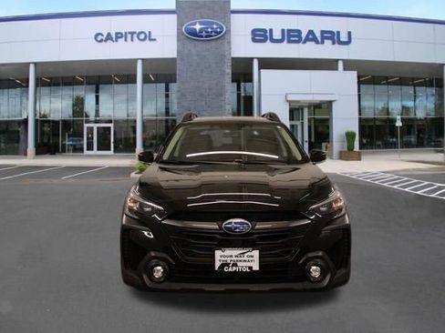 Certified 2025 Subaru Outback Premium AWD/4WD image 7