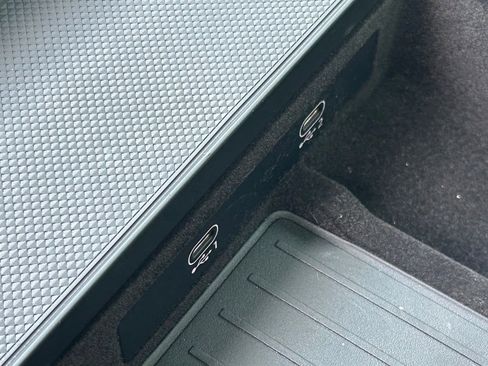 Used 2025 Audi Q7 2.0T Premium w/ Convenience Package image 47