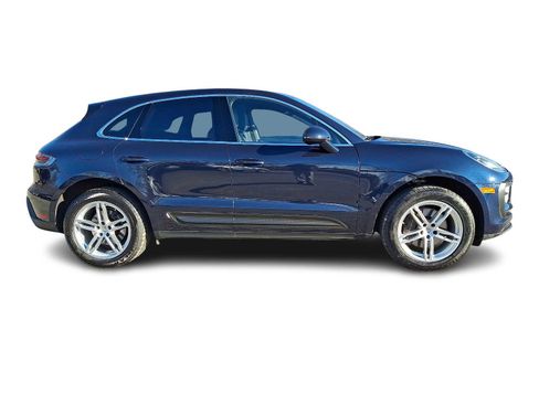 Used 2022 Porsche Macan image 7